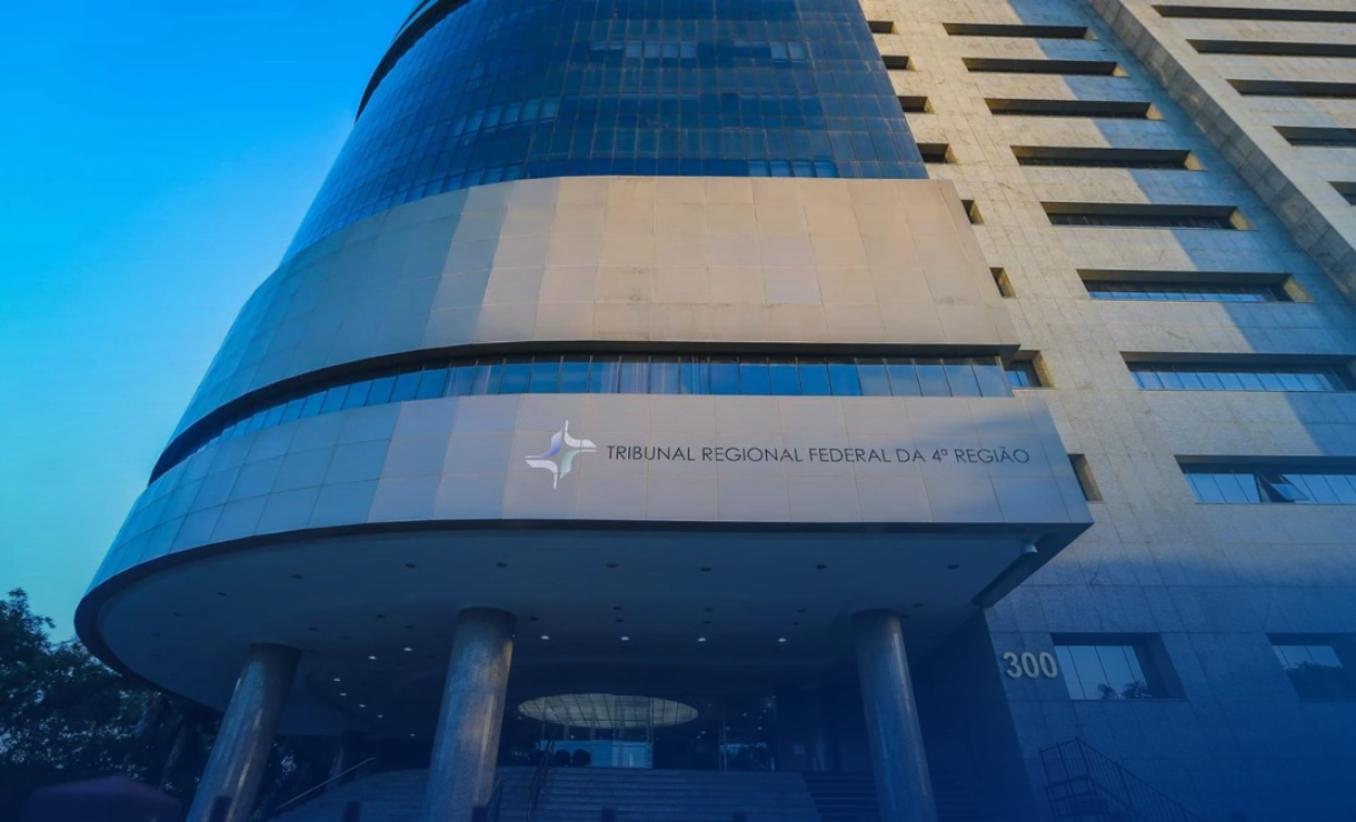 TRF-4 lança edital para concurso com salários de até 14,8 mil