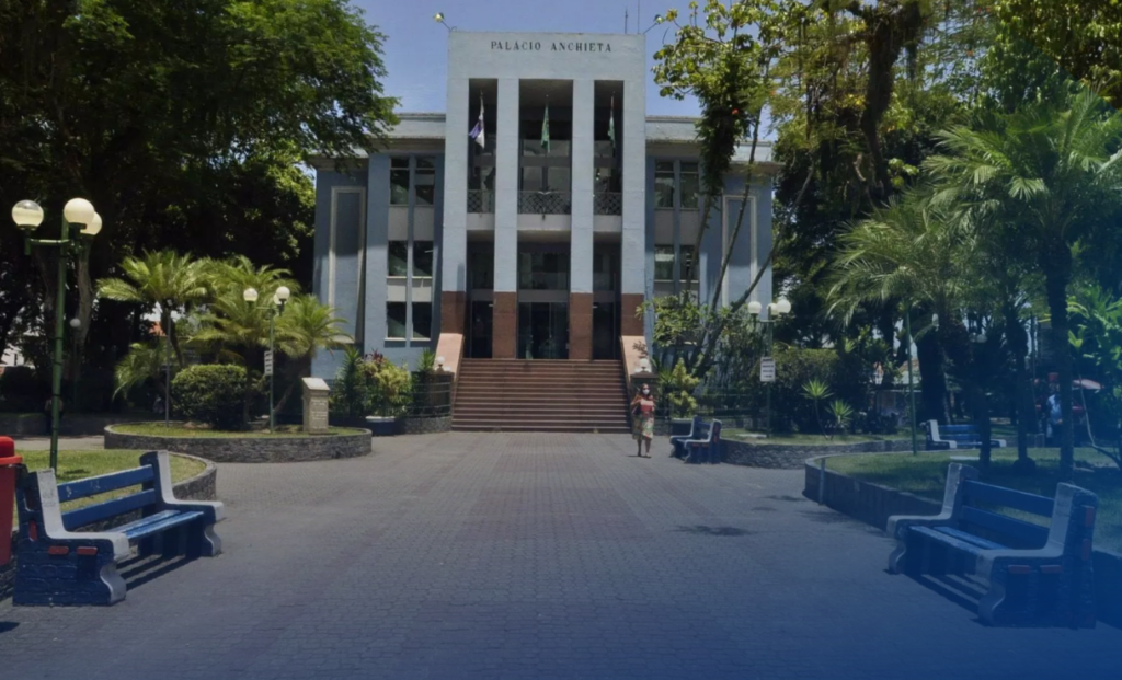 Justiça suspende concurso com 1.500 vagas para professor em Magé após ação do MPRJ
