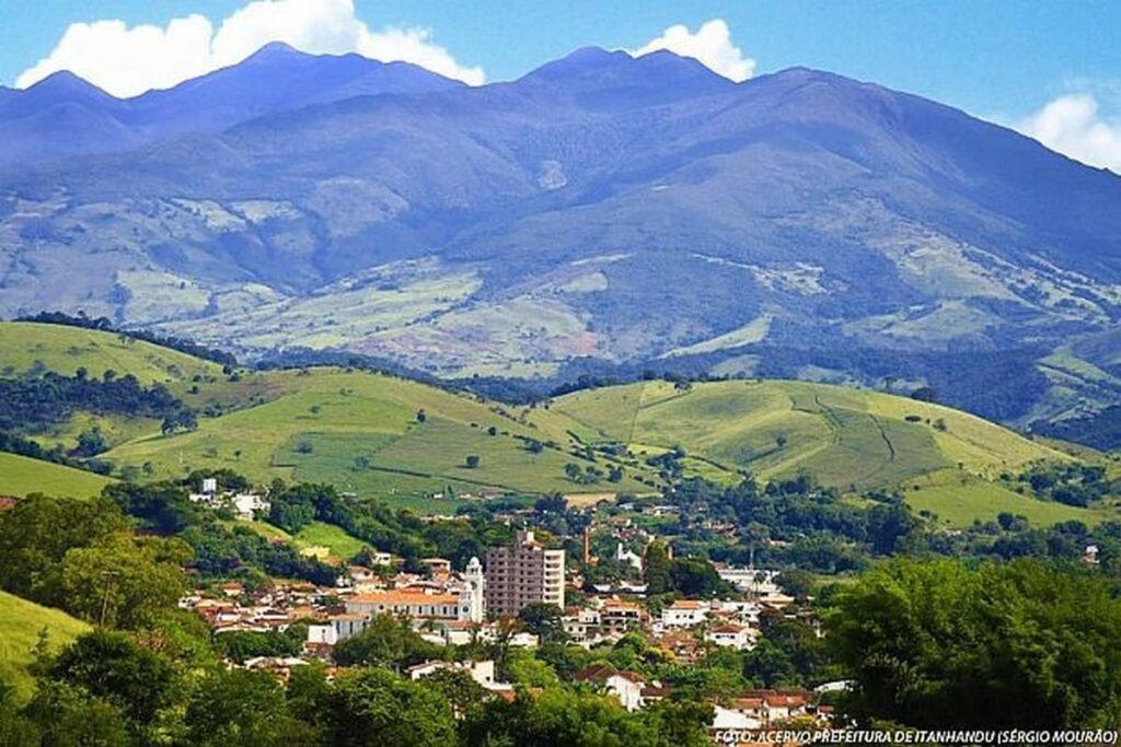 Itanhandu concurso público