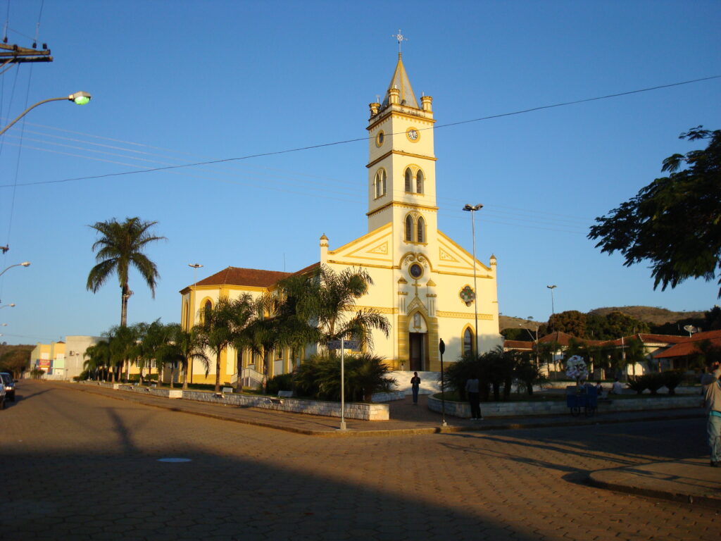 Alpinópolis Concurso público