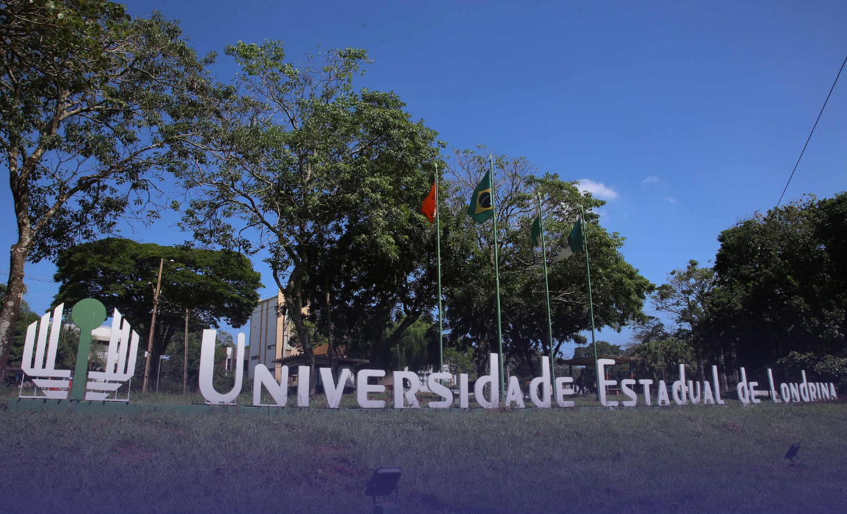 UEL abre inscrições para concurso de docentes com salário de até R$ 17,4 mil