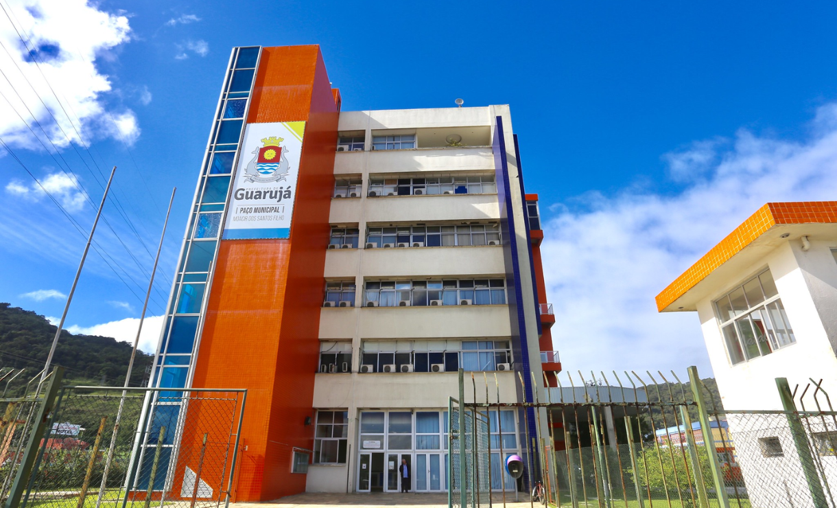 Prefeitura de Guarujá abre concurso com 168 vagas nas áreas de Educação e Trânsito; salários chegam até R$ 6,9 mil