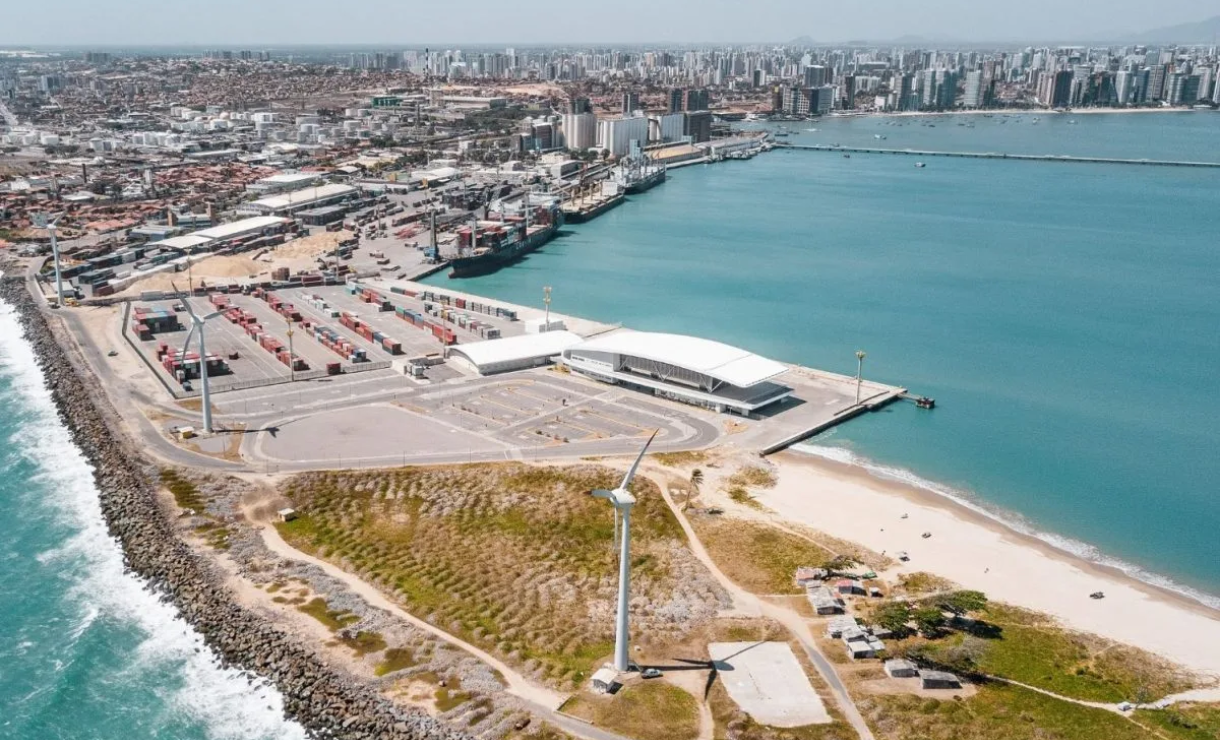 Concurso Docas CE: Edital é publicado com 73 vagas e salários de até R$14,4 mil