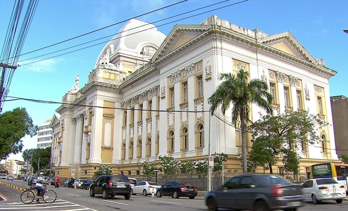 Concurso TJ PE: Mulher é presa ao tentar fazer prova no lugar de outra pessoa