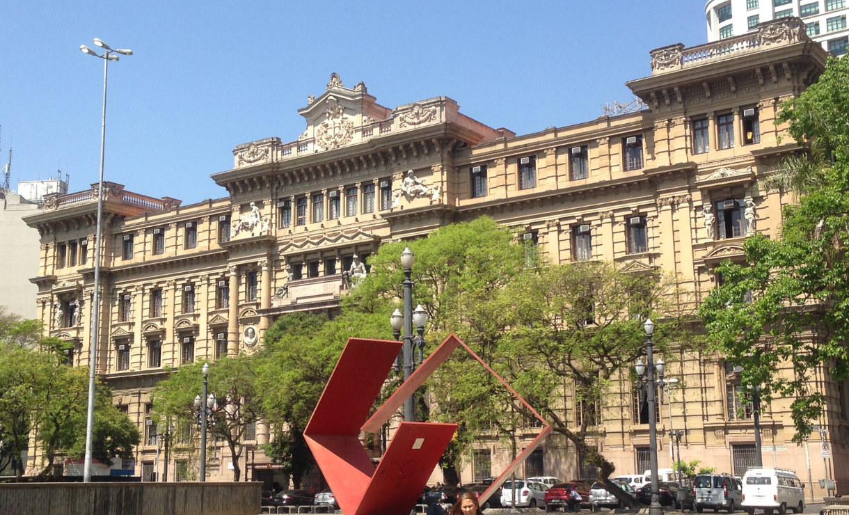 Concurso TJ SP: Edital para escrevente é retificado; confira o que mudou